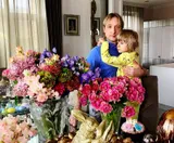 Плющенко, Рудковская и их 7-летний сын сняли шуточный рэп-клип