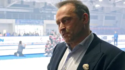 Дмитрий Свищев