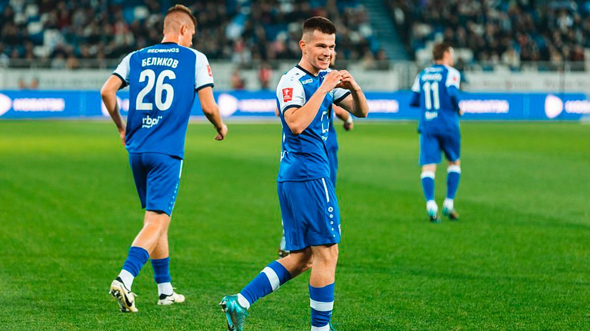 Перешел к Черчесову, начав сотрудничество с агентом Агузаровым: Пряхин рассказал о трансфере в «Ахмат»