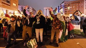 Европейцев ловят на лицемерии к России даже свои: от УЕФА требуют забанить Израиль и грозятся наказать организацию