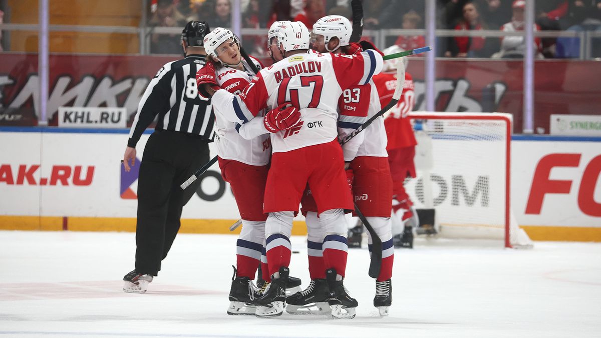 Сушинский: «Локомотив» играет уже не в такой закрытый хоккей, как при Никитине, а еще и в атаке достойно смотрится»