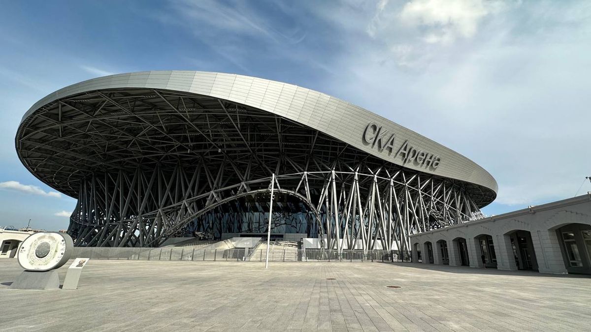 Хоккеист «Шанхая»: «У нас получилось дерби со СКА, всегда полные трибуны. Было классно»