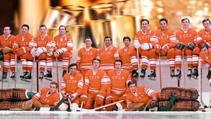 Смотрели кино для взрослых, ночами напролет пили пиво, развлекали иностранок. Как звезды СССР отрывались на Западе