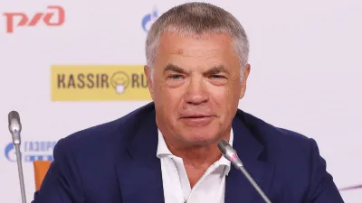 Александр Медведев