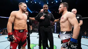 Русскому чемпиону не дадут вернуть пояс UFC. Дерзкий грузин передумал драться с Яном, чтобы опять снести О’Мэлли