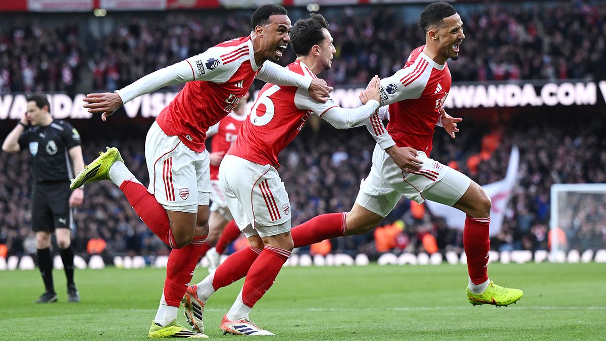 Лондонский «Арсенал» не проигрывает на протяжении 12 матчей — 9 побед и 3 ничьих