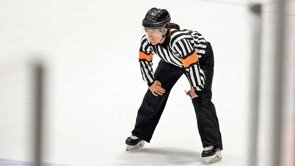 Рене Фазель: «Мне нравится уровень арбитров в КХЛ, их профессионализм и уверенность на льду»