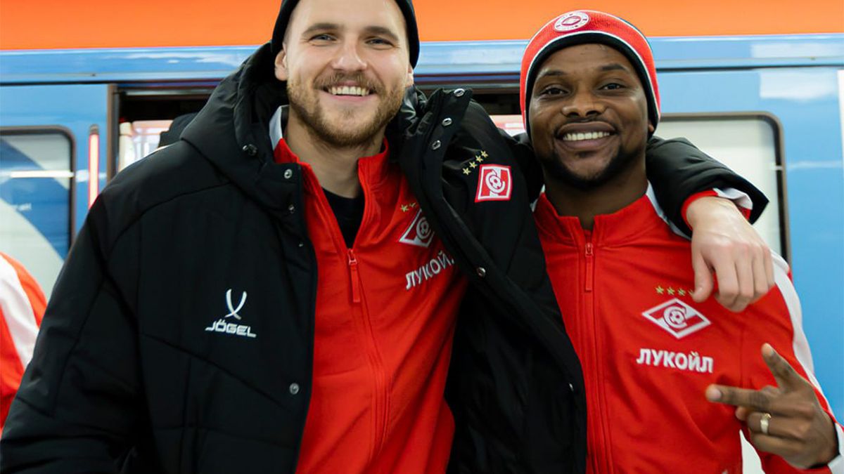 «Вернули 2006-й!» Футболисты «Спартака» проехались в метро, как 19 лет назад перед матчем Лиги чемпионов