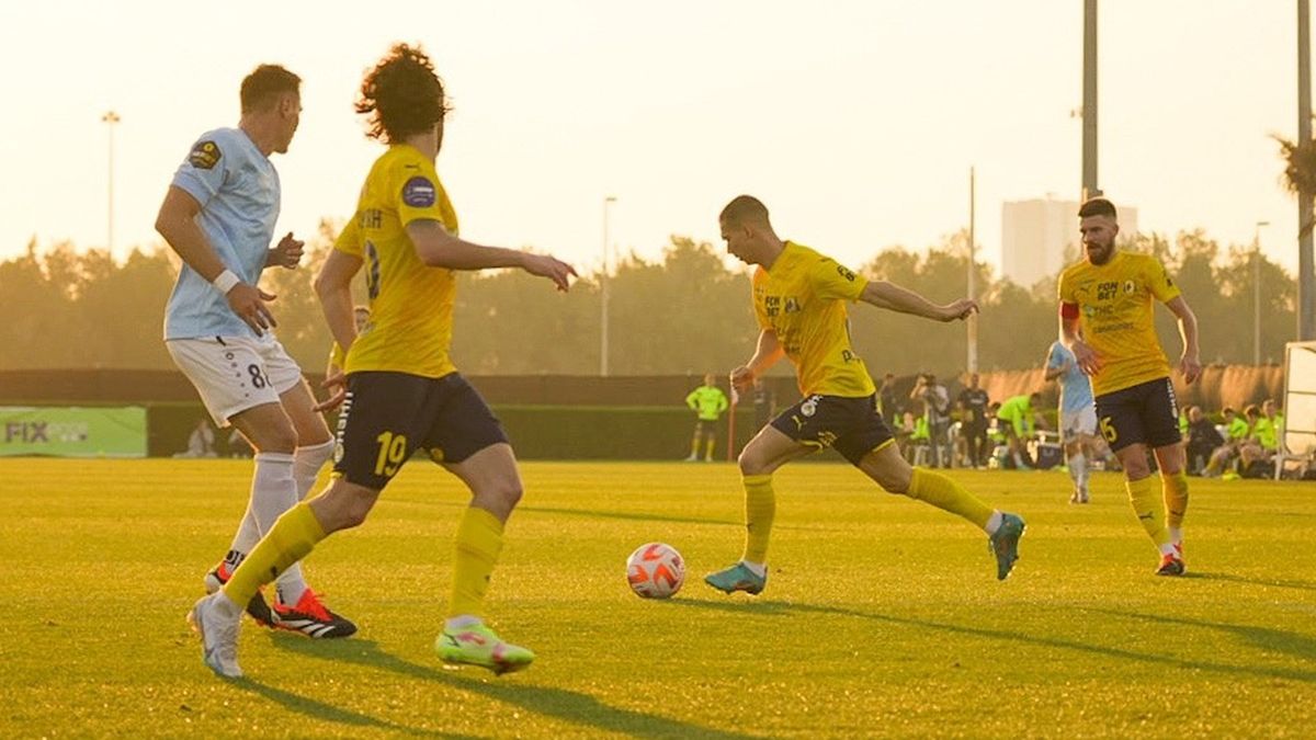 Фк ростов 2020. Арсенал - фк ростов логотип. Фк ростов 2022 команда. Фк ростов 2021. Г ростов фк.