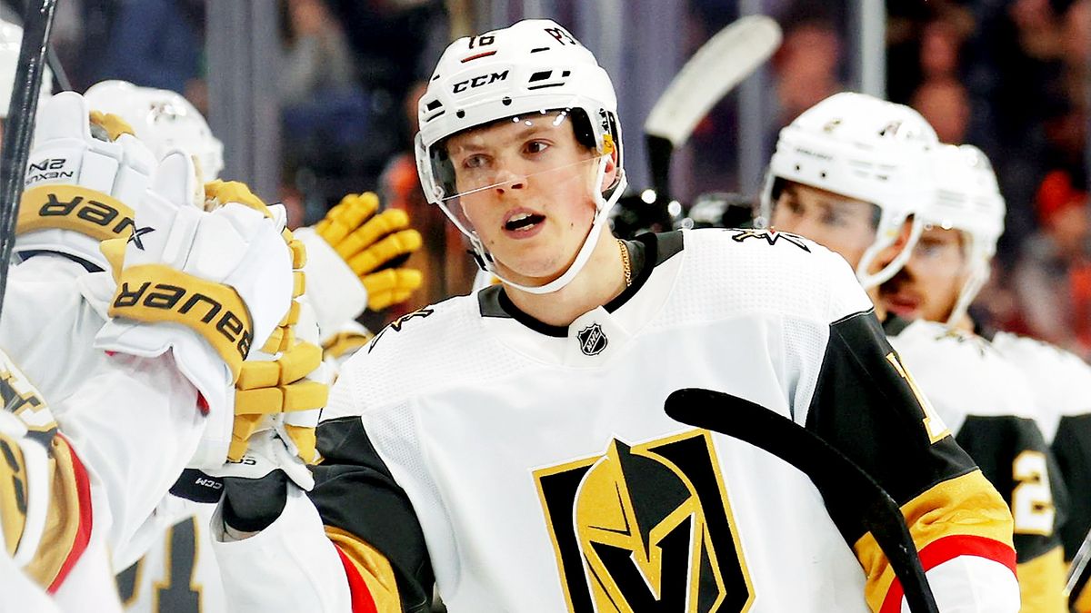 Дубль Дорофеева, 2 ассиста Барбашева и первый гол в сезоне у Свечникова: «Вегас» обыграл «Каролину» в НХЛ