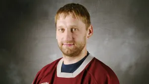 В Америке легенду российского хоккея довели до бешенства: во всем был виноват канадский хулиган Сисарелли