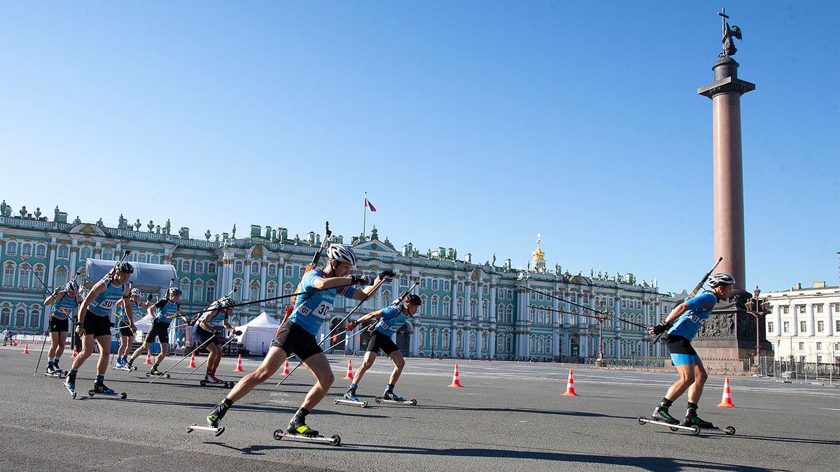 Губерниев против Вяльбе, русофобия, чужие палки: о чем говорили звезды лыж России на Дворцовой
