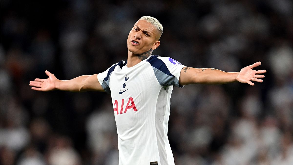 «Ливерпуль» не удержал победу над «Тоттенхэмом»