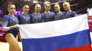 Лучшие среди людей. У российских гимнасток — серебро в командном многоборье, американки — киборги