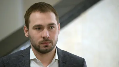 Антон Шипулин