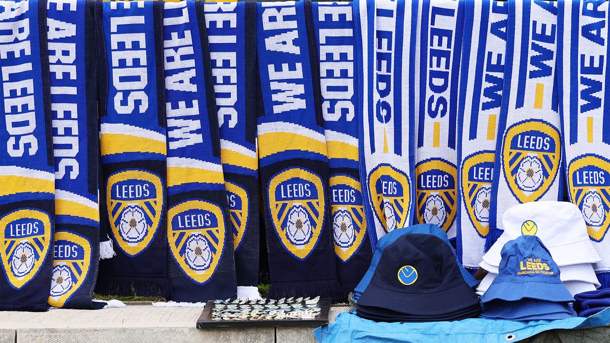 «Манчестер Юнайтед» проиграл «Лидсу» на «Олд Траффорд» в рамках чемпионата Англии впервые с 1981 года