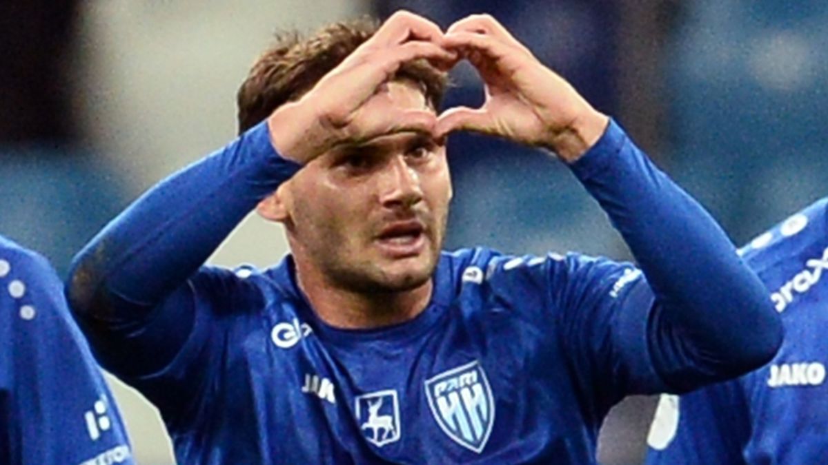 «Пари НН» в большинстве победил махачкалинское «Динамо»