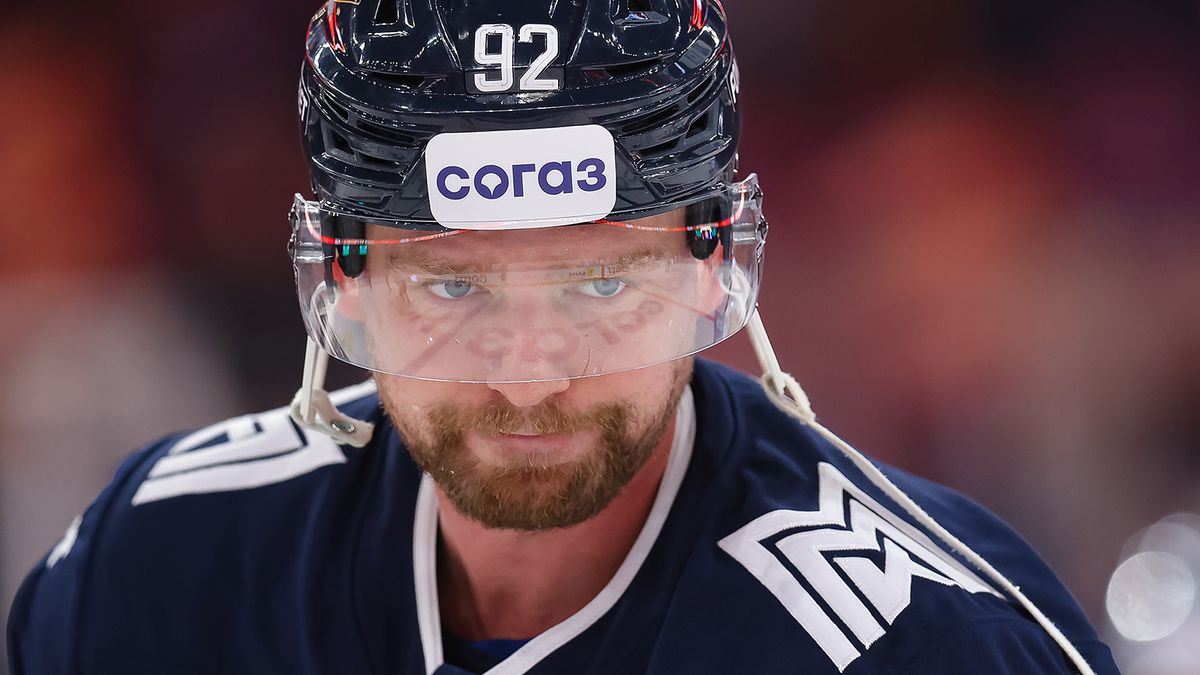 Разин: «Кузнецов больше двух игр подряд не может сыграть на высоком уровне. Я готов прощать ошибки, но…»