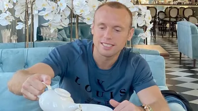 Денис Глушаков