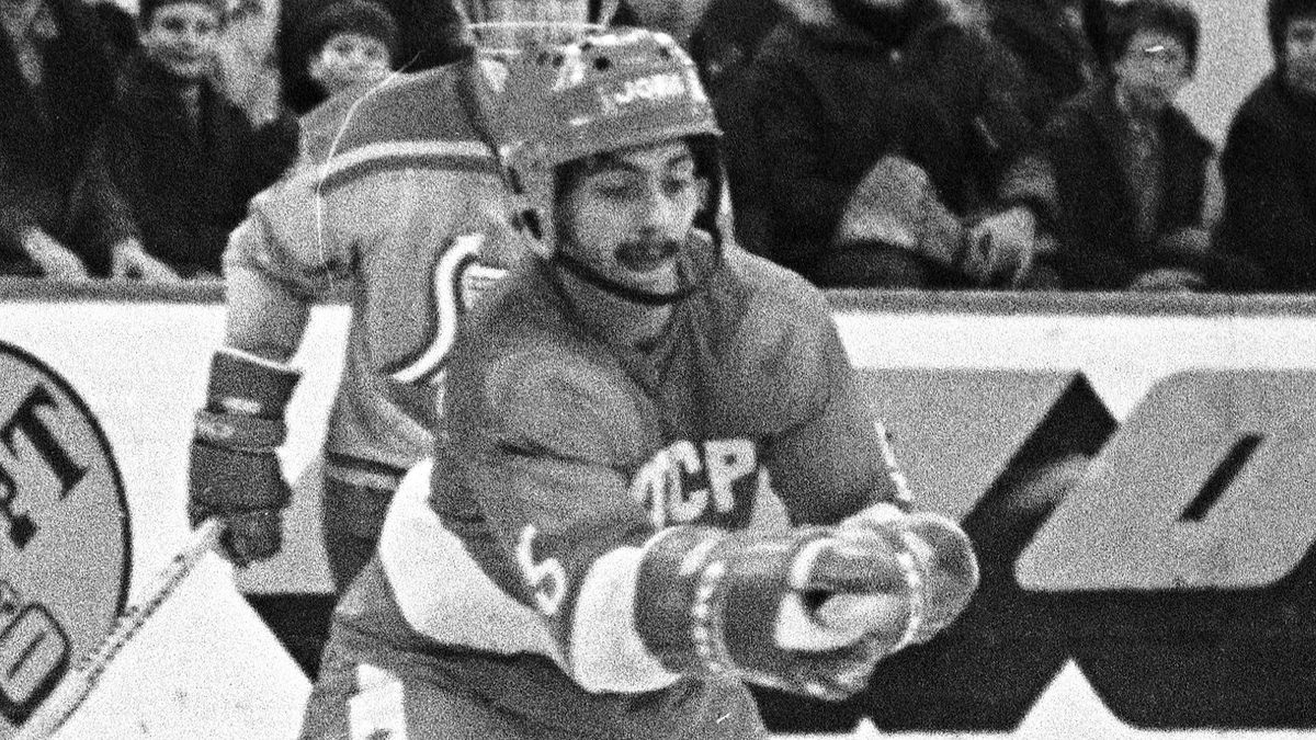 Загремел в армию СССР и осуществил несбыточную мечту  провел год с легендами страны! Как Мартемьянов попал в ЦСКА