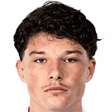 Этан Бручес