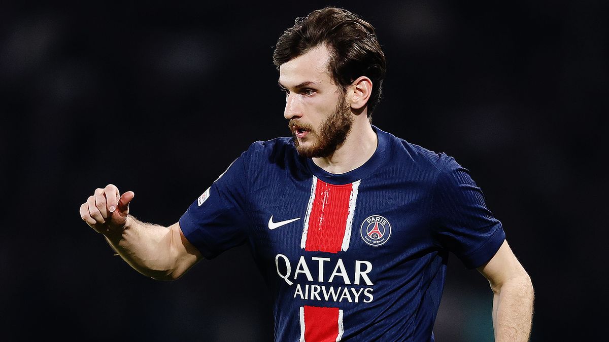 Дембеле, Хвича, Холанд, Салах, Ямаль номинированы на премию лучшему игроку 2025 года от Globe Soccer Awards