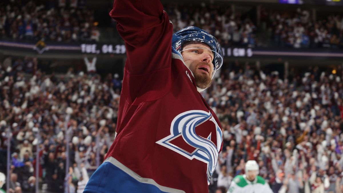 Гол Ничушкина принес «Колорадо» победу над «Филадельфией»