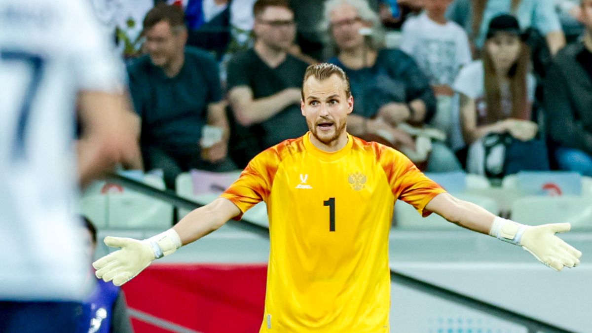 Генич: «Максименко — не тот вратарь, с которым выигрывают чемпионство. В какой-то момент Помазун его сменит»