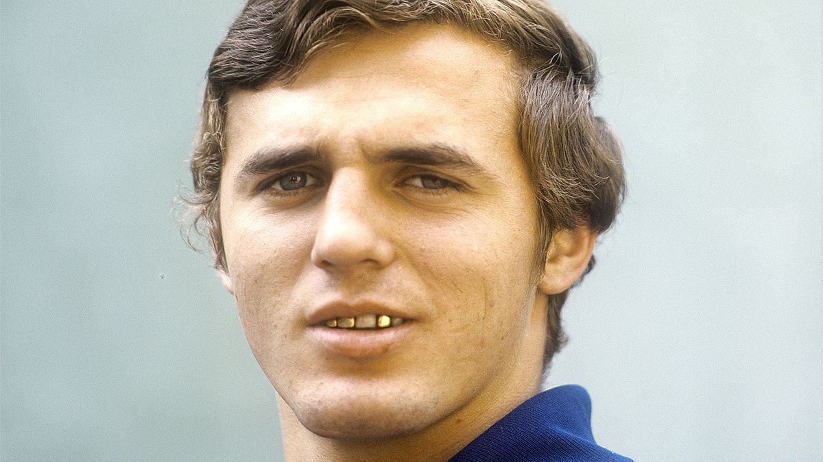 Сколько зарабатывал В. Шевченко в Динамо Киев. Ему платили копейки из-за этой причины