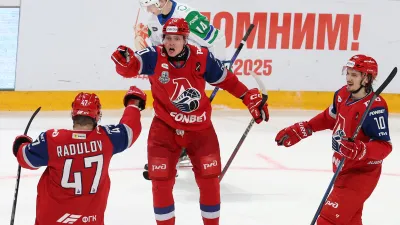ХК Локомотив Ярославль, Егор Сурин, Александр Радулов