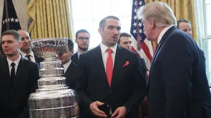 «Надеюсь, на встрече Путина и Трампа все будет решено». Овечкин и Малкин верят в дружбу между Россией и США