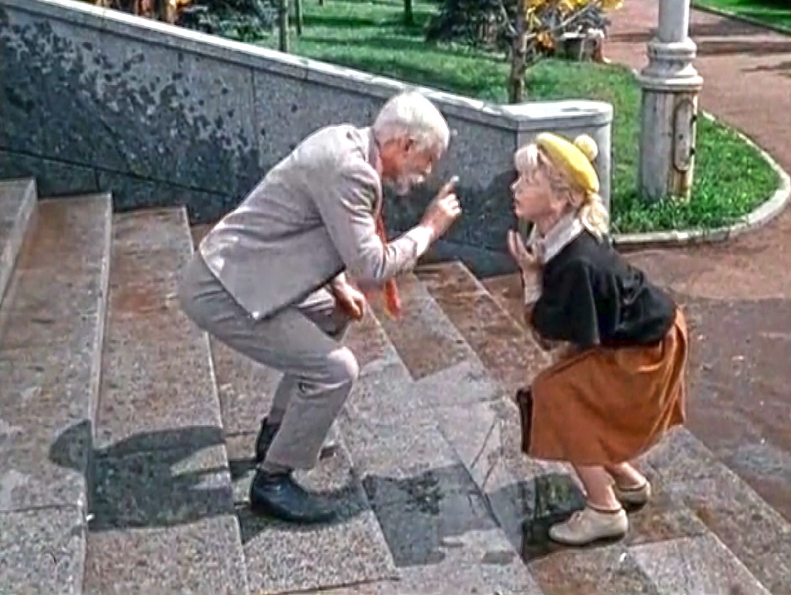 Самый быстрый индиан джефф. Фотографии как стать долгожителем. Радостные пожилые люди. Малыш и старик. Как стать стариком.