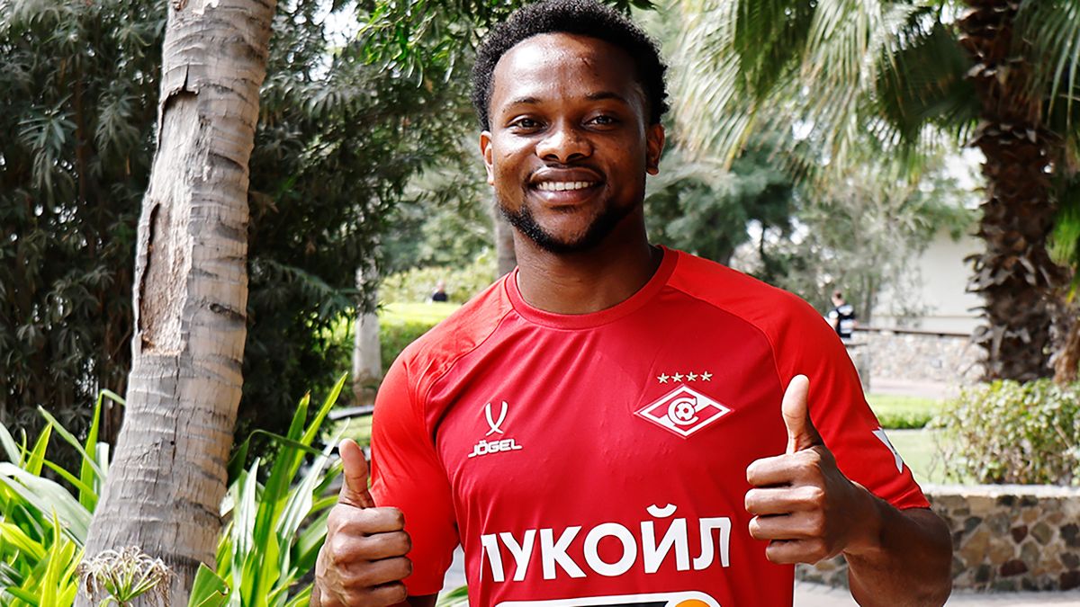 Нападающий Спартака Ливай Гарсия раздал нуждающимся семьям на родине корзины с продуктами