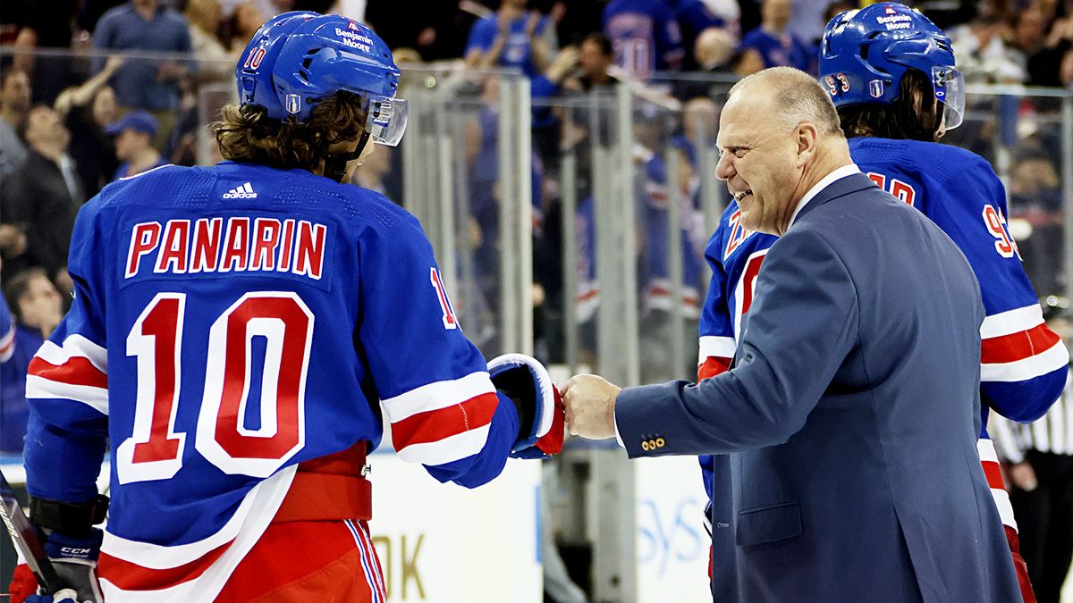 Галиев — о Галлане: «Круто, что КХЛ знают, уважают, и такие тренеры едут. Но вопрос денег их интересует не меньше»