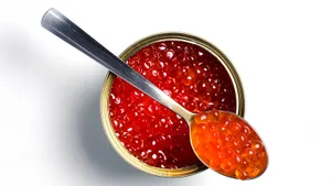 Как выбрать красную икру на Новый год, чтобы сэкономить и не наткнуться на подделку 