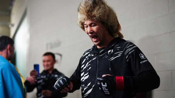 Монстр из Казахстана выбыл из гонки за пояс UFC, будучи в шаге от боя с Махачевым. У Рахмонова снова беда с коленом