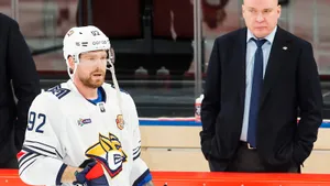 Кузнецов докажет Разину, что он все еще звезда КХЛ. Прогноз на «Салават Юлаев» — «Металлург»