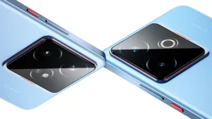 У мощных смартфонов realme GT 7 и GT 7T — огромная батарея 7 Ач, быстрая зарядка 120 Вт и 4 важных отличия