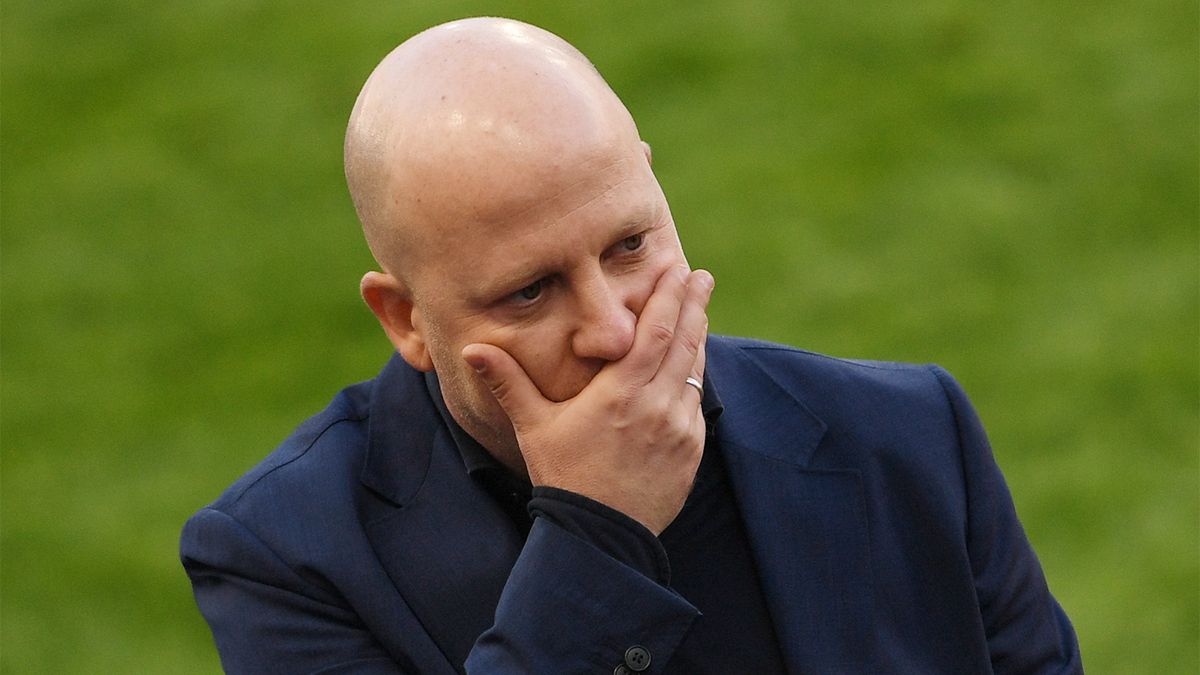 АЕК Николича крупно проиграл «Райо Вальекано» в первом матче 1/4 финала Лиги конференций