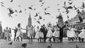 Как в СССР праздновали выпускной: эти фото вызывают приступ ностальгии