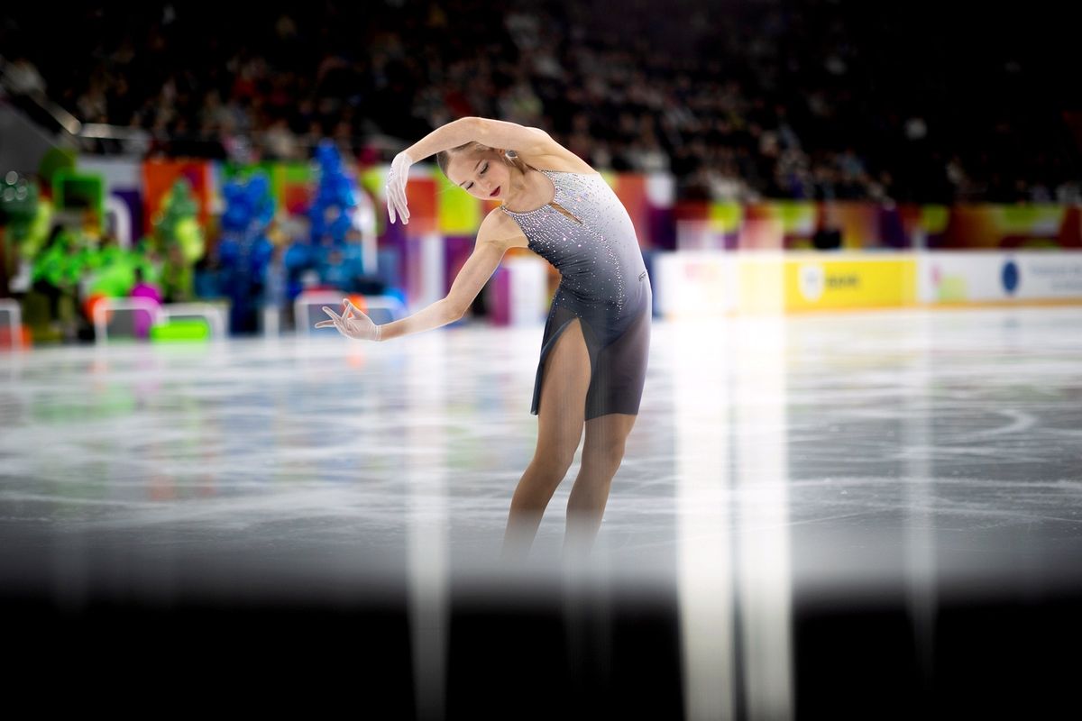 Губки бантиком Щербаковой, синие очки Косторной, Трусова в будоражащем топе. Воссоединение великого трио ТЩК: Фото