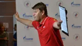 Губерниев исполнил ласточку на гала-вечере учеников Тутберидзе и Мозер
