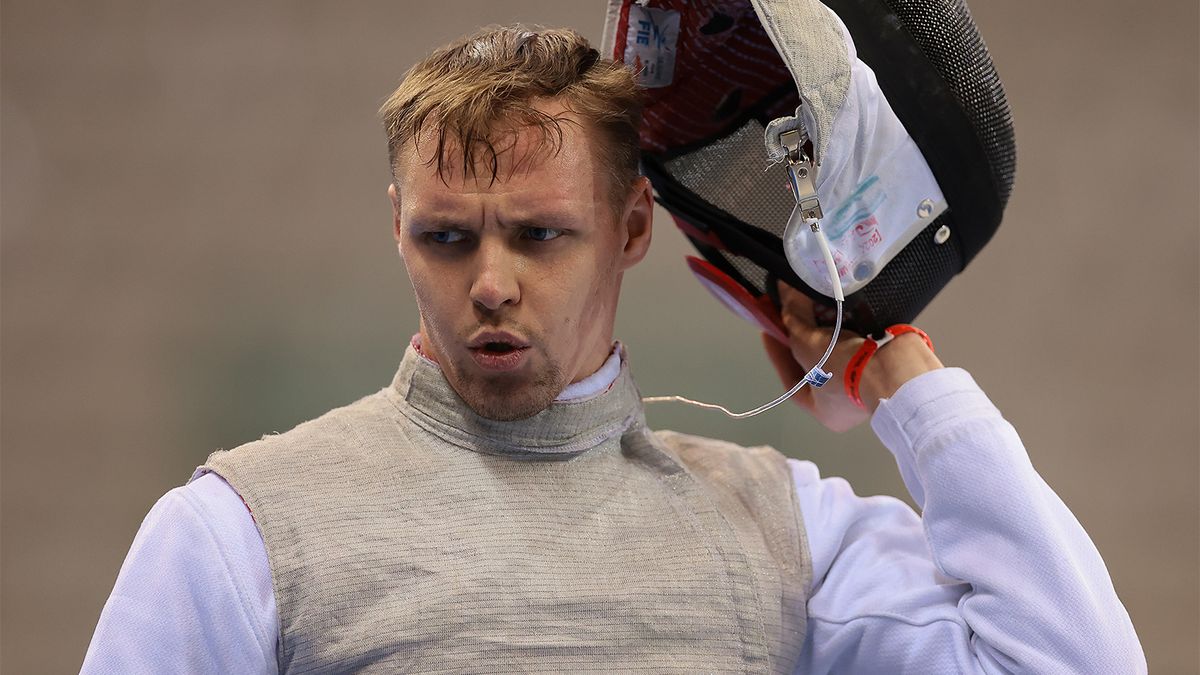 Русский фехтовальщик, несмотря на адские условия, разгромил чемпиона мира. Но золото у Бородачева выиграть не вышло
