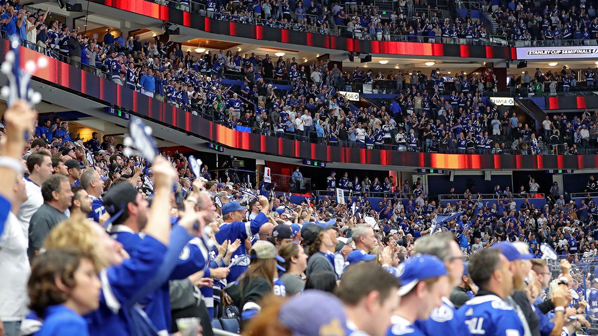 «Тампа» прервала победную серию «Бостона»