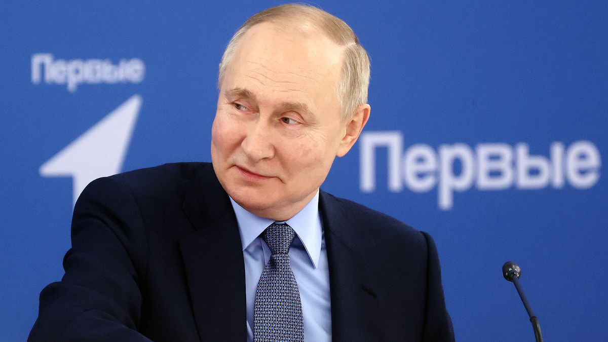 Путин в шутку посоветовал боксеру Шумкову кусаться на ринге: «Пускай боятся»