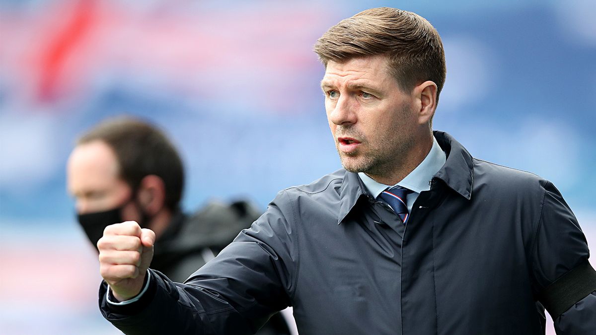 Джеррард: «Не хочу, чтобы Слот потерял работу, но я готов помочь «Ливерпулю» в любую минуту»