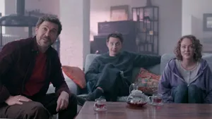 Посмотрела фильм «Кто-то должен умереть» с Деревянко и Снигирь: вызывает только одно чувство — скуку