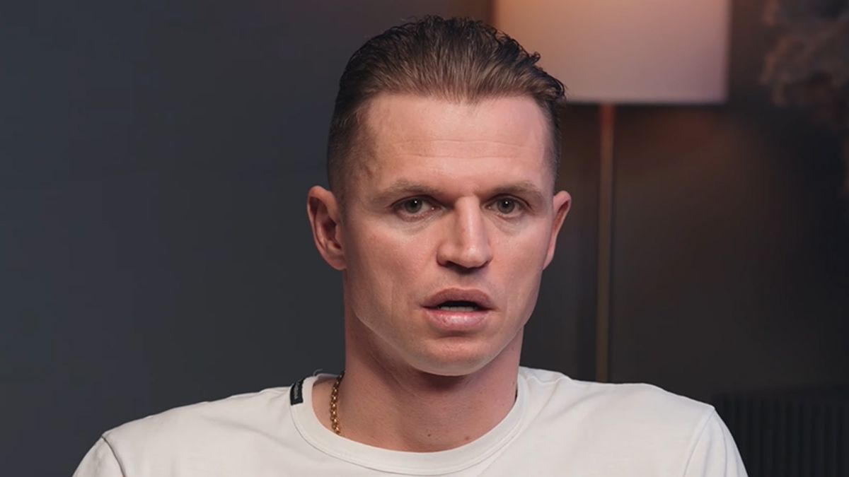 Экс-футболист сборной России Тарасов: Я всегда любил войну. Если бы не футбол, был бы военным