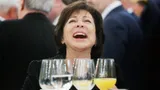 Фигуристка Роднина застряла в лифте, напилась и заставила всех петь с ней «Катюшу». И это в Японии!