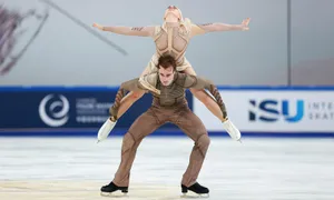 Гадивший России фигурист сенсационно выиграл медаль Гран-при. Летом этот украинец стал американцем
